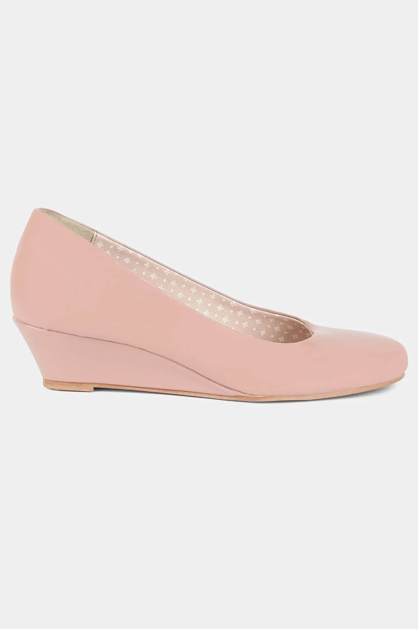 Aurelia Blush Round Toe Graphic Print Wedge - ZCory