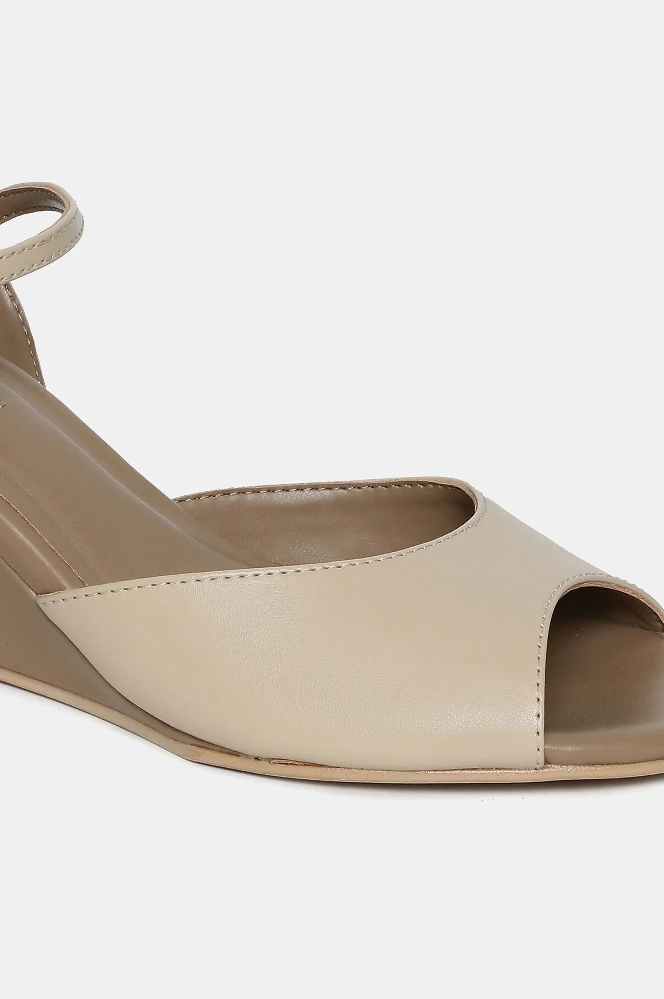 Beige Almond Toe Solid Wedge-ZHolly