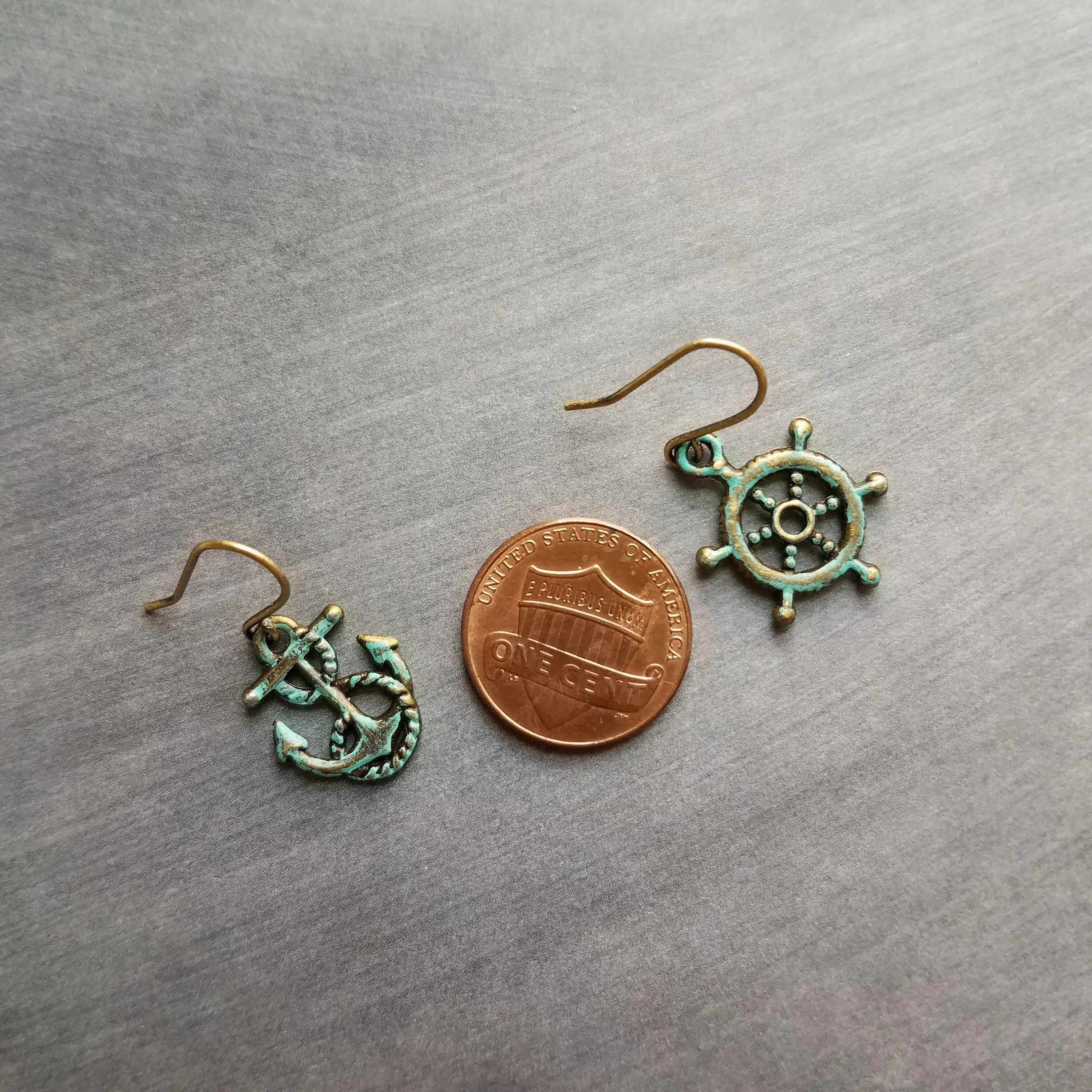 Boat Anchor Earring Set, wheel helm earring, boat earring, mismatched, nautical earring, patina earring, rustic bronze, blue green patina
