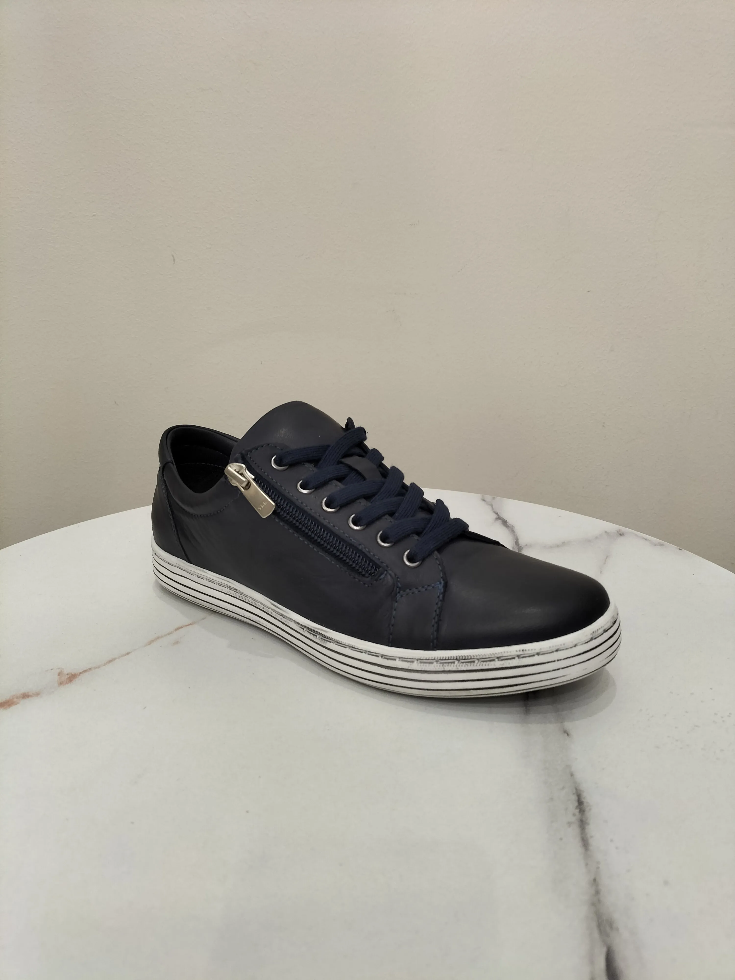Cabello Unity Shoe