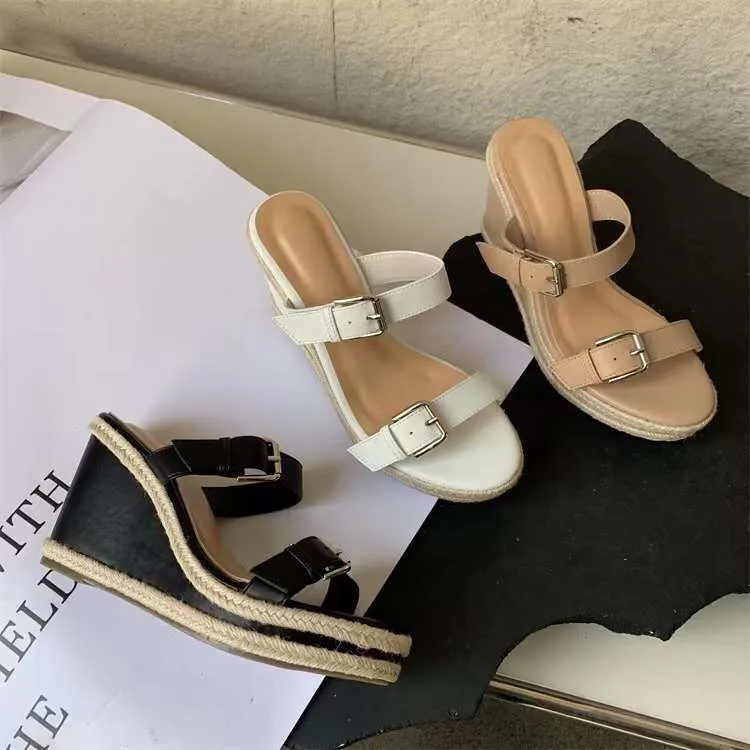 Dayla Strap Wedges