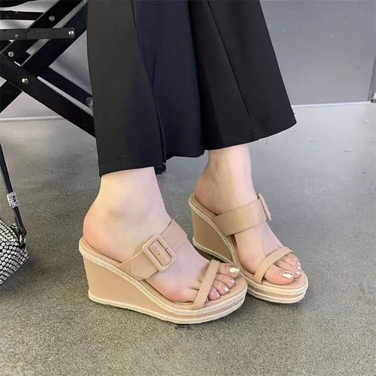 Dayla Strap Wedges