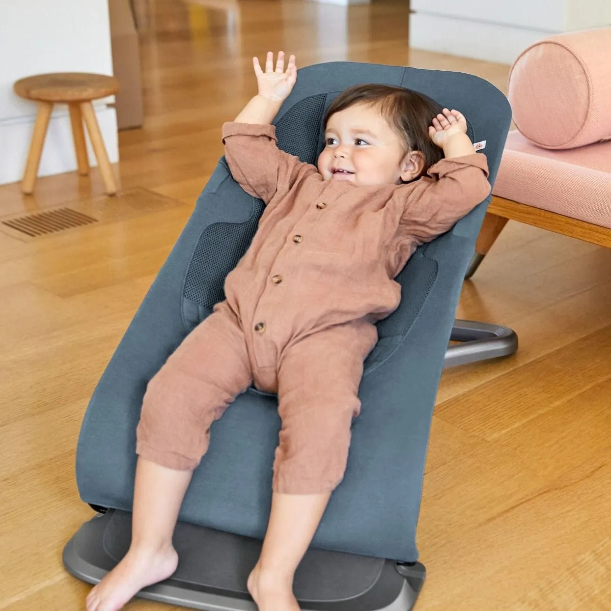 ErgoBaby Evolve Bouncer - Oxford Blue