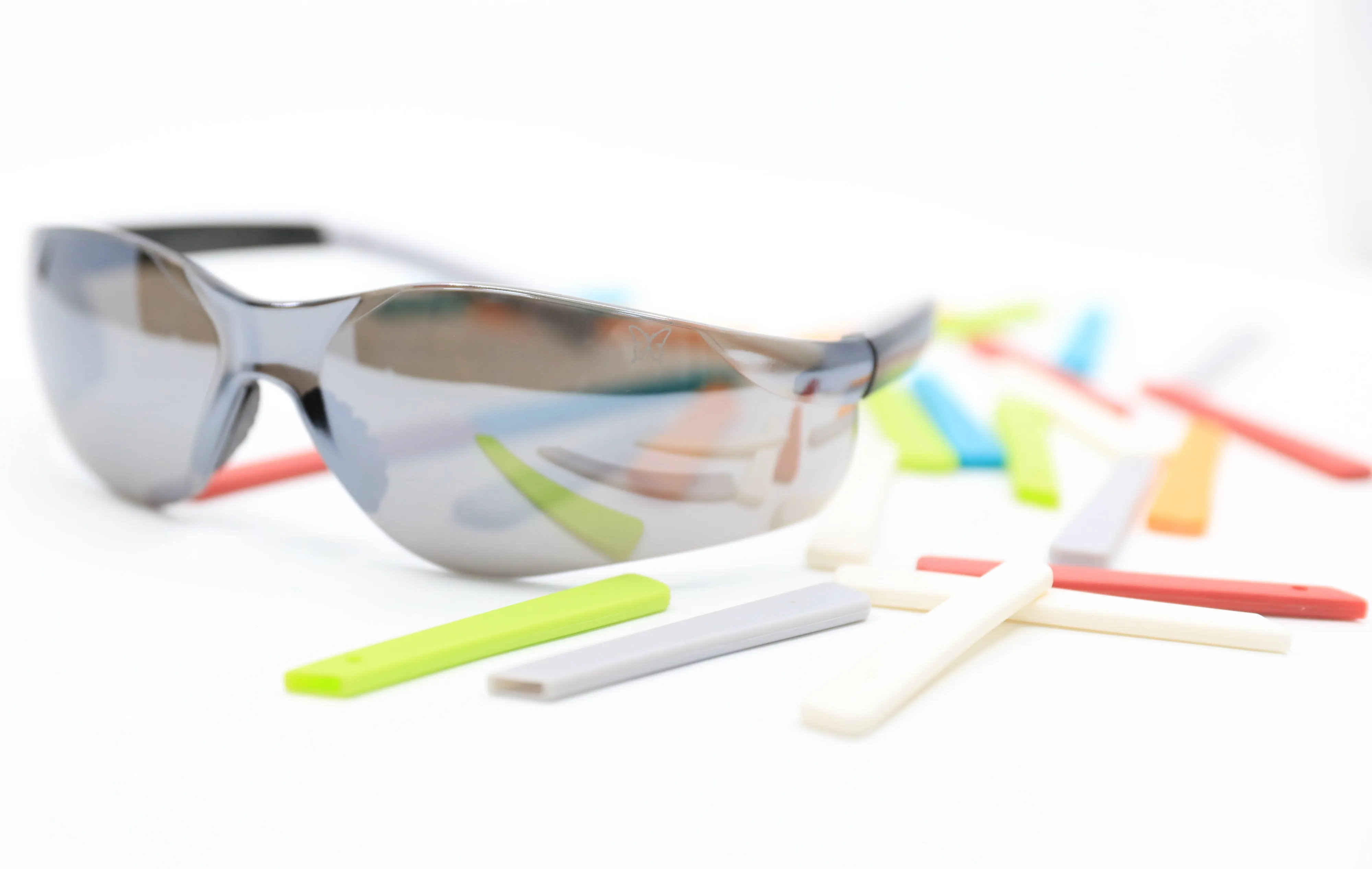 FLOPEDS | Kaya  / Black /  Red / Red Sunglasses