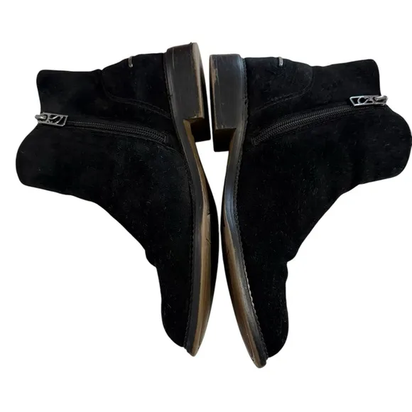 Franco Sarto suede Happily Chelsea low heel ankle boot comfort classic shoe SZ 8