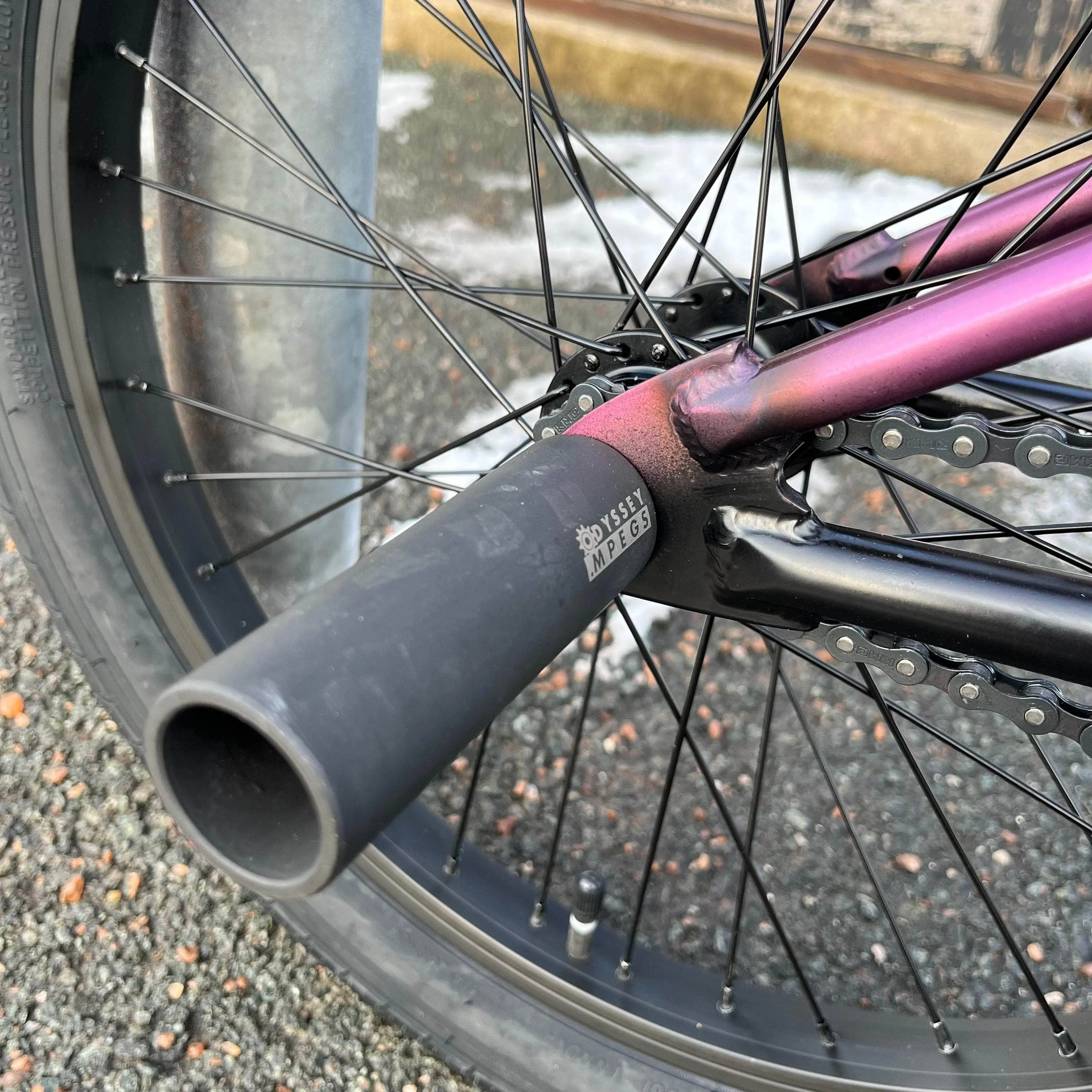 GT Slammer Mercado Bike Raspberry / Black Fade Flatland Edition
