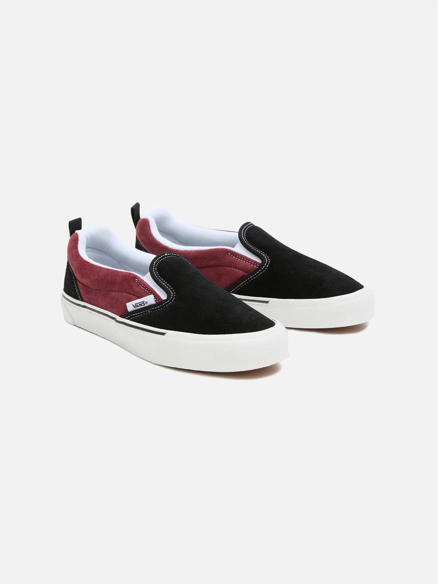 Knu Slip "Black/Port"
