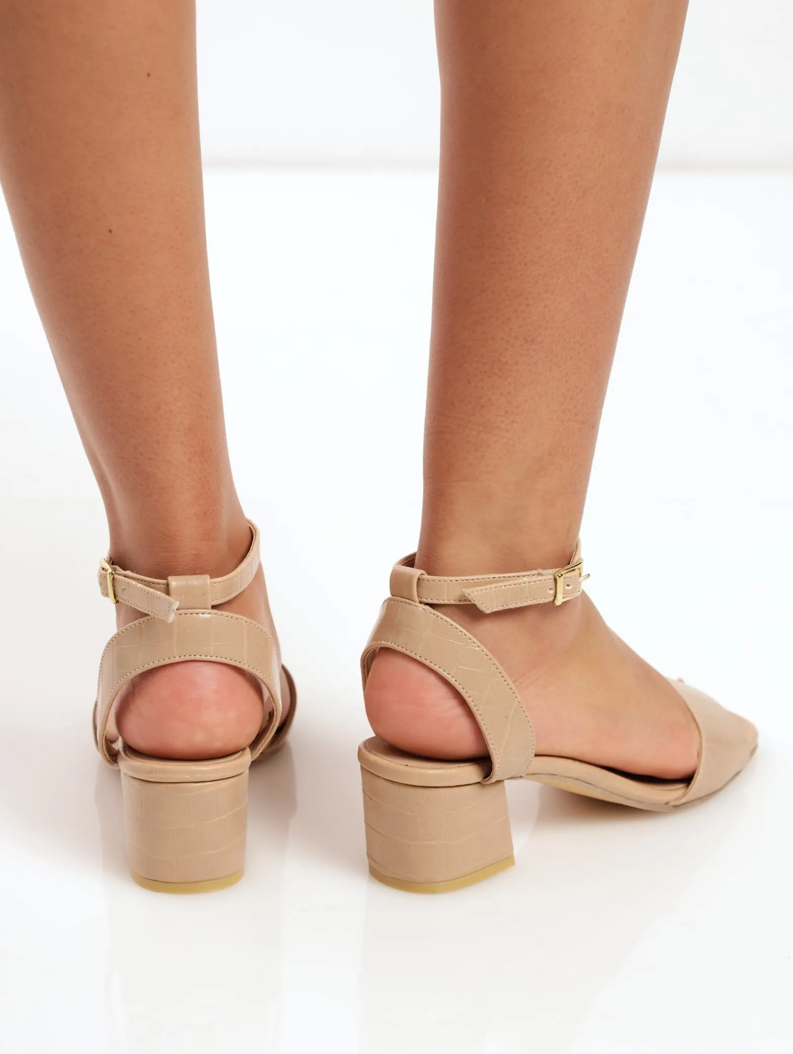 Ladies Shaped Vamp Low Block Heel - Beige
