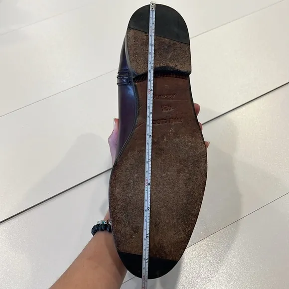 Men’s Jimmy Choo Leather Maroon Size 42 1/2 Size 9 US  pre owned. Normal wear