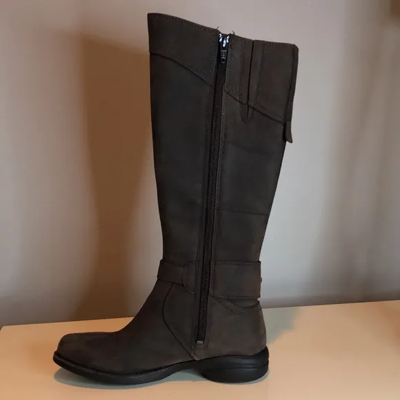 Merrell Women's Andover Tall Waterproof Boot