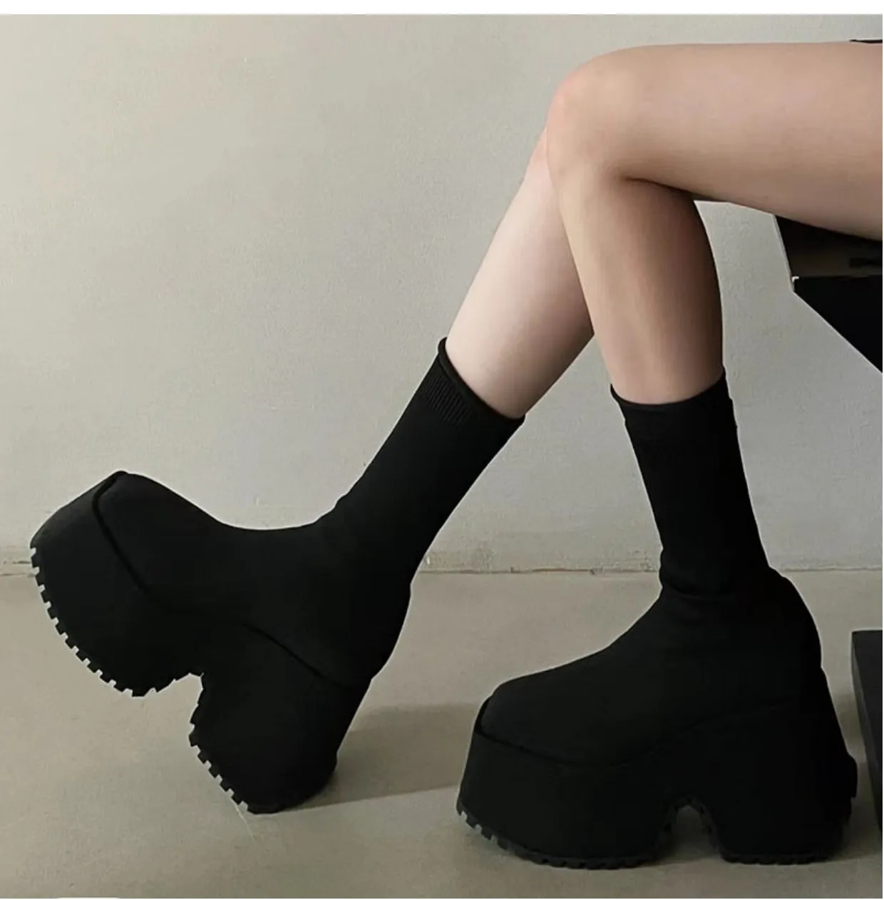 Nova-100 Ankle Creeper Boots