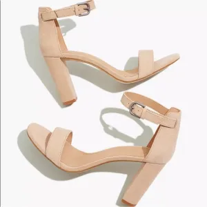 NWOB Madewell The Brooke Ankle-Strap Sandal in Embossed Leather Size 10