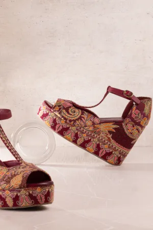 Rasha Maroon Wedges