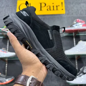 Sketcher DLux Flex Groove Trail Goodyear Sole "All Black"