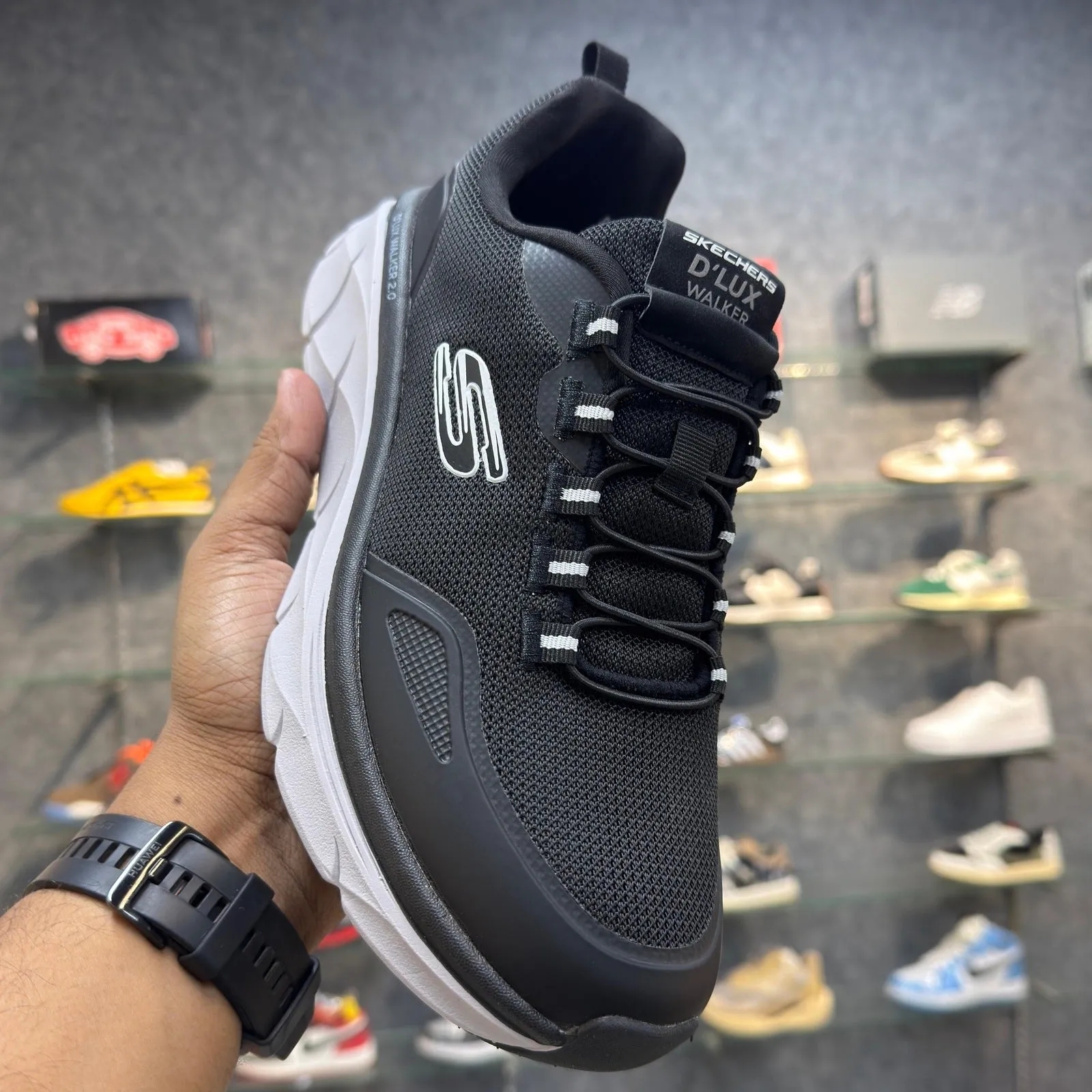 Sketcher Dlux Walker "Black Gray"