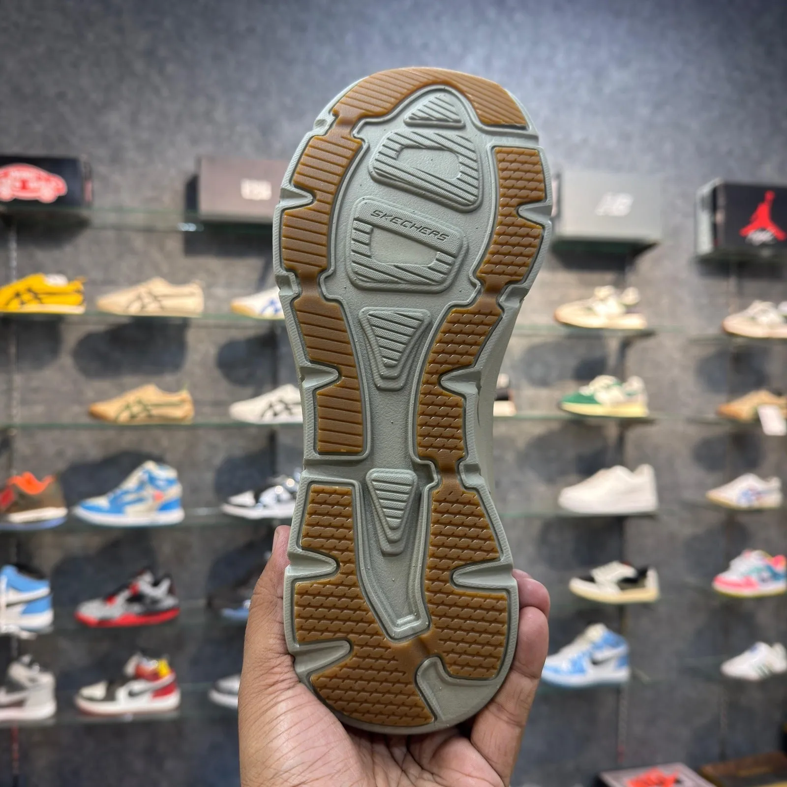 Sketcher Dlux Walker "Brown"