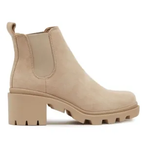 Steve Madden Women’s Hadlee Lug Sole Chelsea Boot size 9