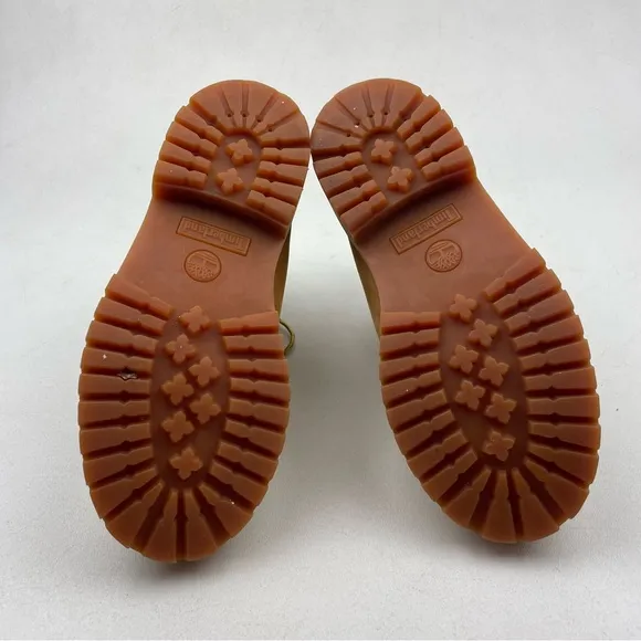Timberland 6 Inch Premium Junior 'Wheat' Waterproof Boot - Size 4.5Y / 6W