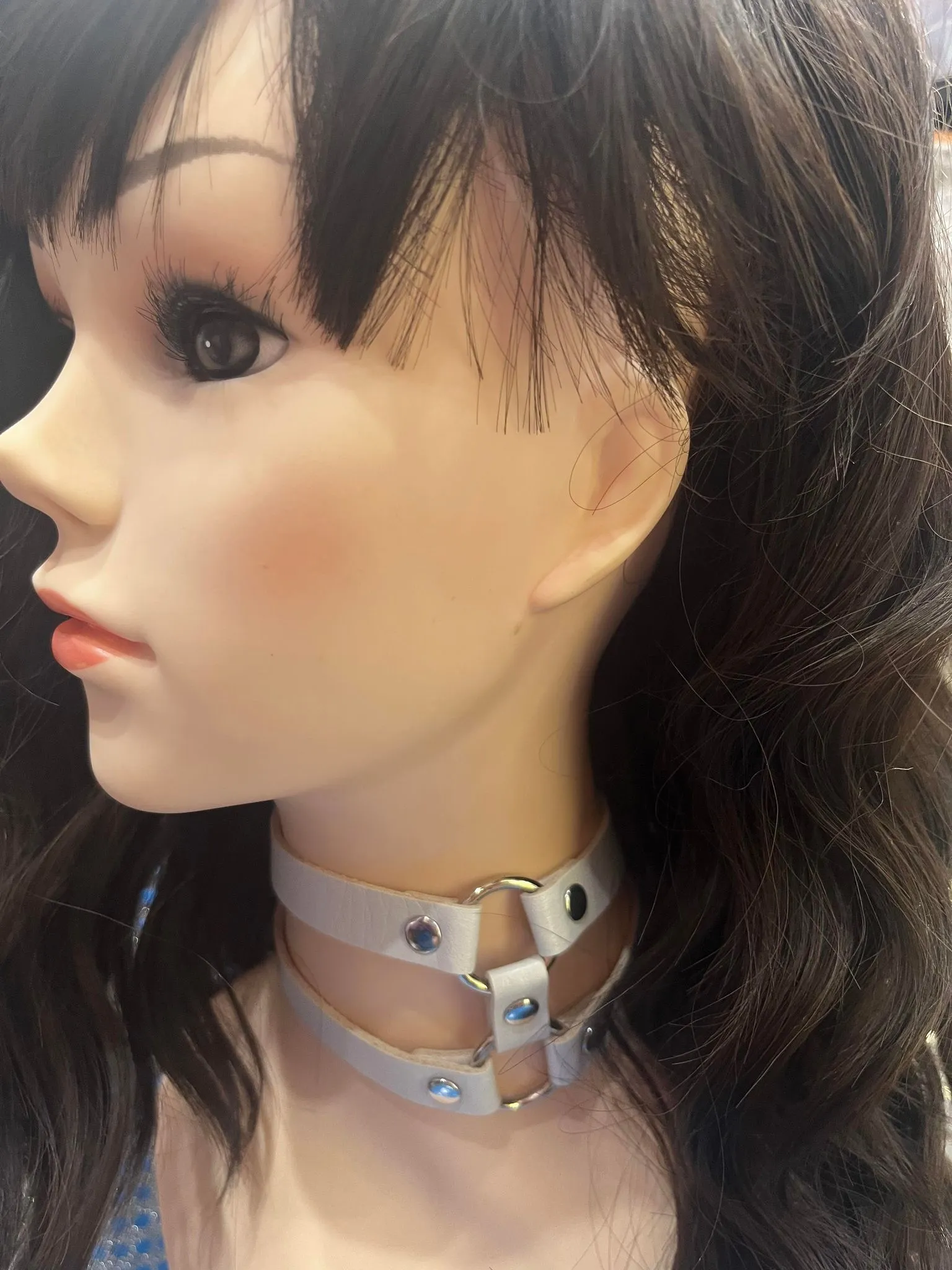White Choker Styles